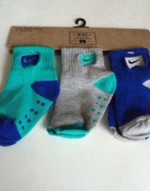 Nike_3_pair_toddler_socks_large